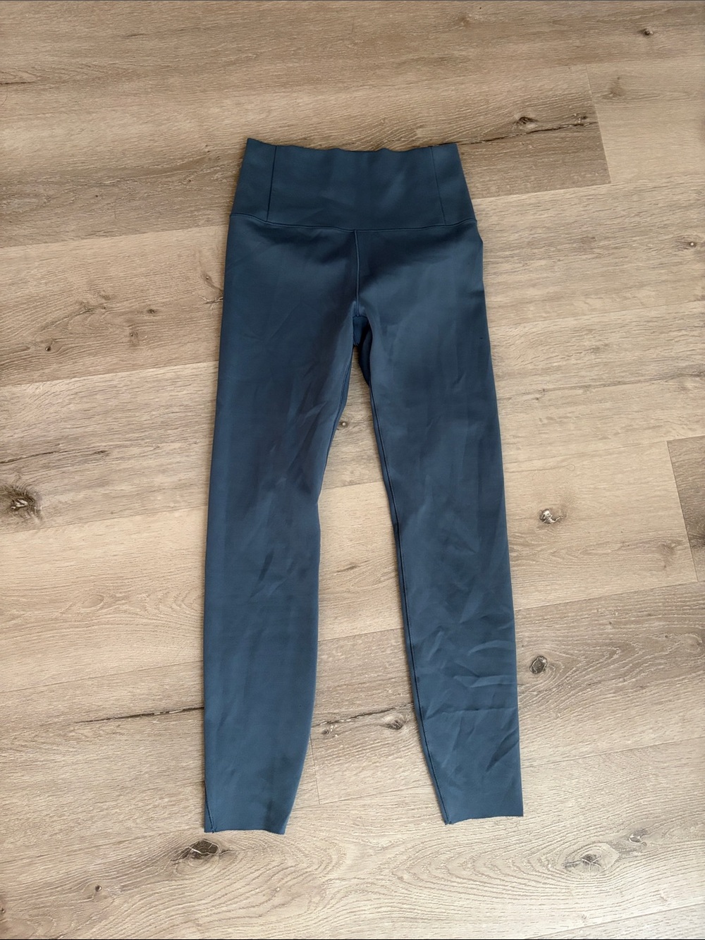 Vuori High-Waist Navy Leggings